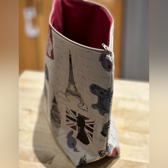 Handmade London cotton zippered bag one of a kind - Picture 7 of 7